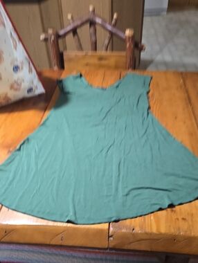 Mexicali Blues Sz S Emerald Green Flowy Dress